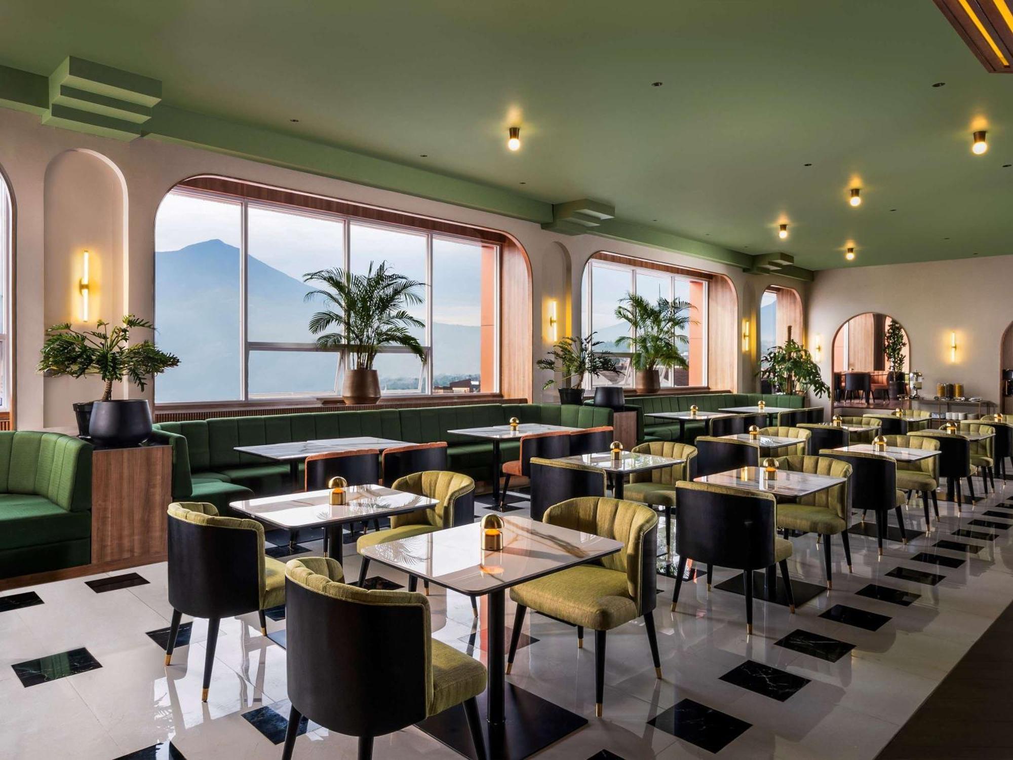Mercure Garut City Center Ngoại thất bức ảnh