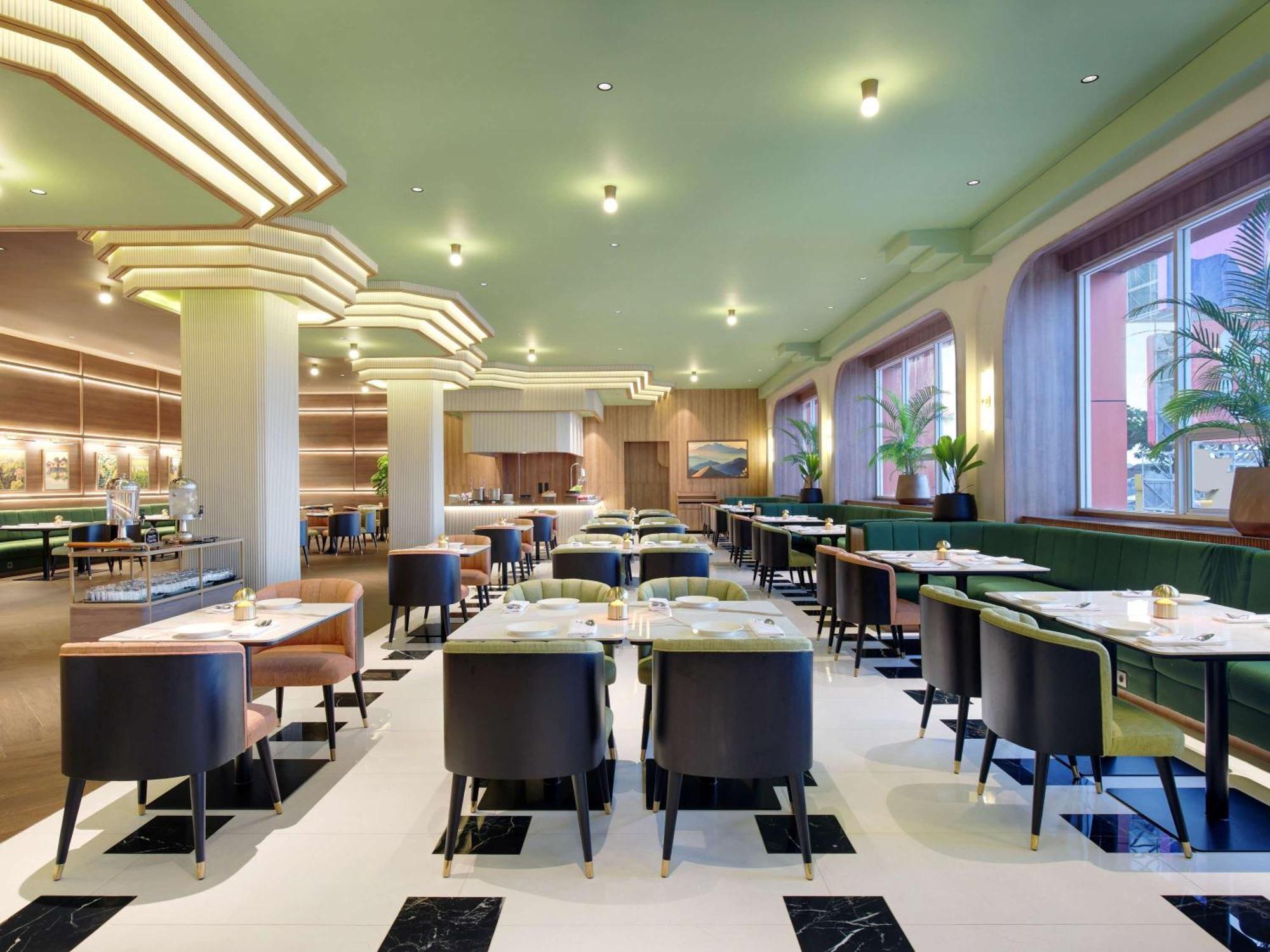Mercure Garut City Center Ngoại thất bức ảnh